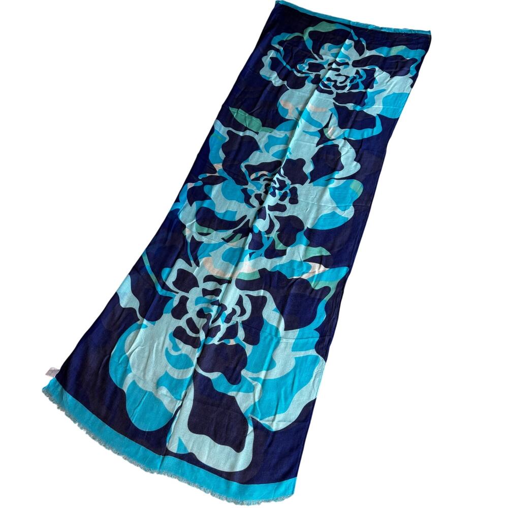 Vera Bradley 100% rayon scarf soft wrap long rectangle blues white mod floral